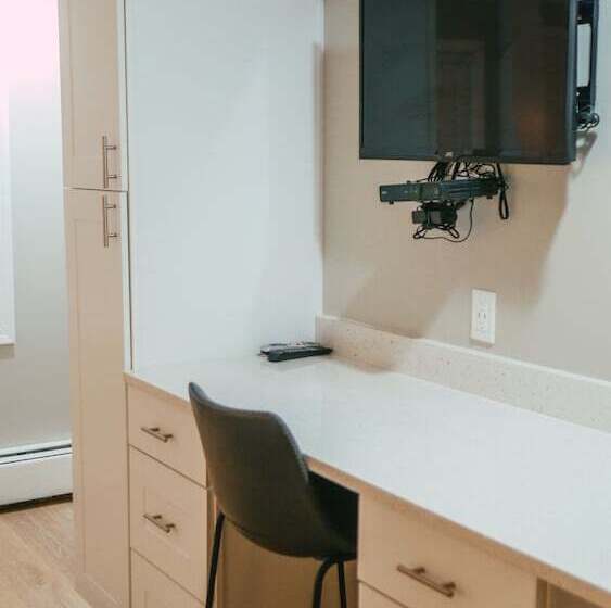 اتاق استاندارد با تخت بزرگ, Atlantic Motel