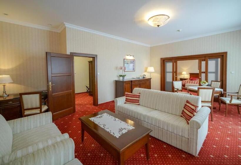 Deluxe люкс с видом, Grand Hotel Bellevue