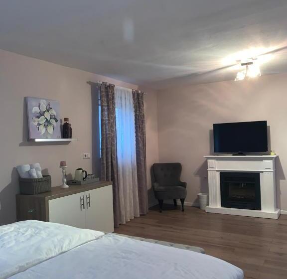 اتاق راحتی, Pool Apartments Plitvice Lakes