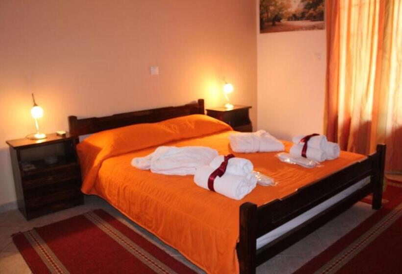 Апартаменты 1 Спальня, Artemis Apartments