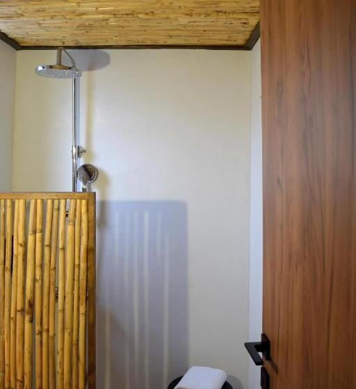Номер Superior Вид на Бассейн, Kanso Rooms