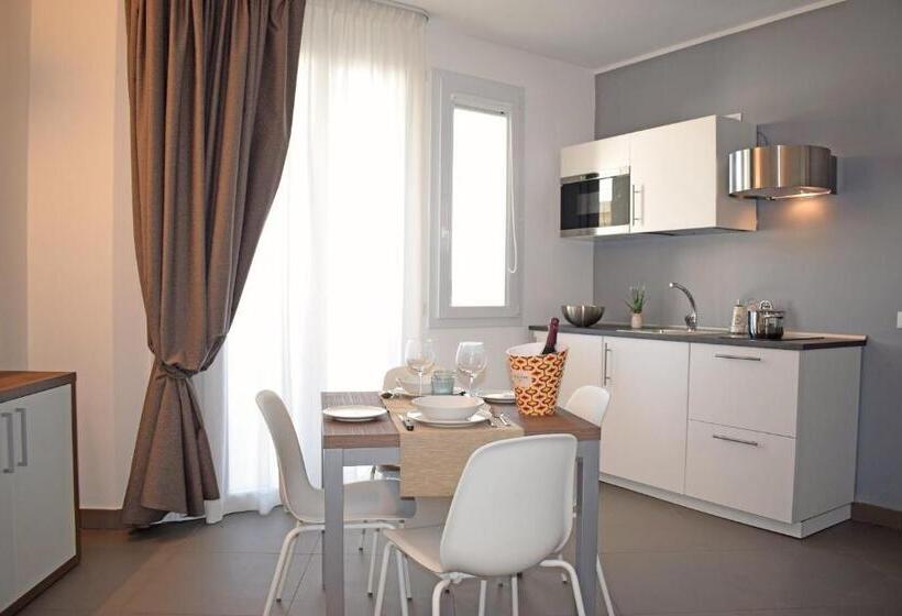 Апартаменты Deluxe 1 Спальня, Travini Hotel Residence