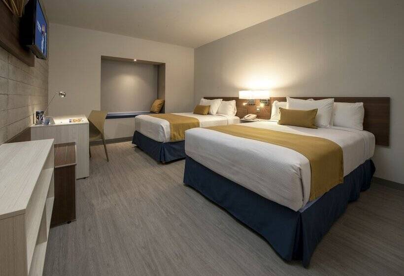 ２ダブルベッドのスタンダードルーム, Microtel Inn & Suites By Wyndham Irapuato