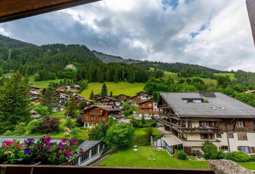 Полулюкс с Балконом, Chalet Hotel Beau Site