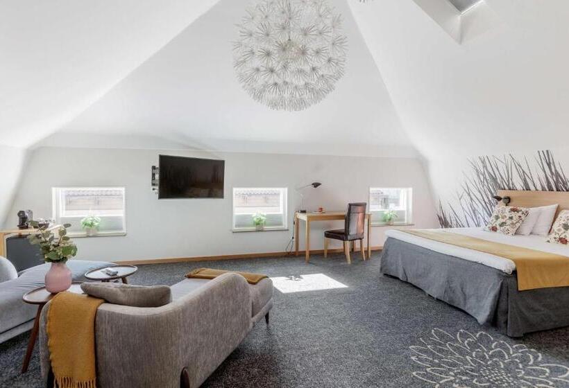 Полулюкс, Best Western Plus Kalmarsund Hotell