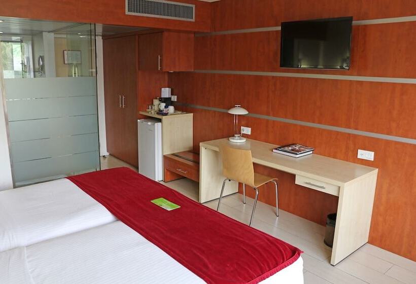اتاق استاندارد, Torarica Resort