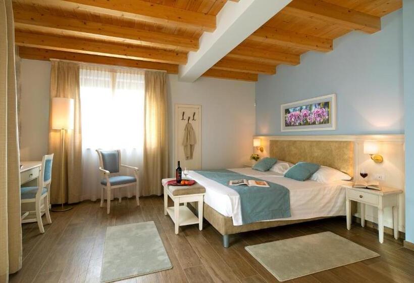 Номер Deluxe, Borgo Romantico Relais