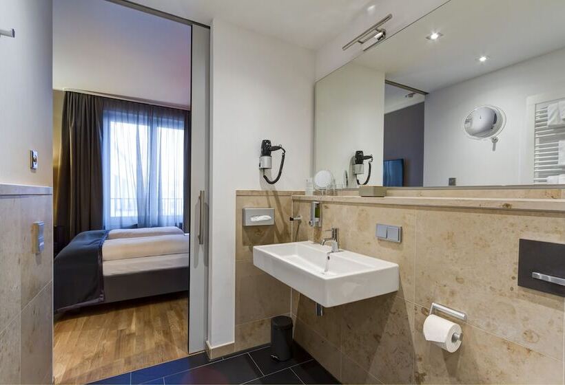 חדר סטנדרט, Qube Hotel Bahnstadt