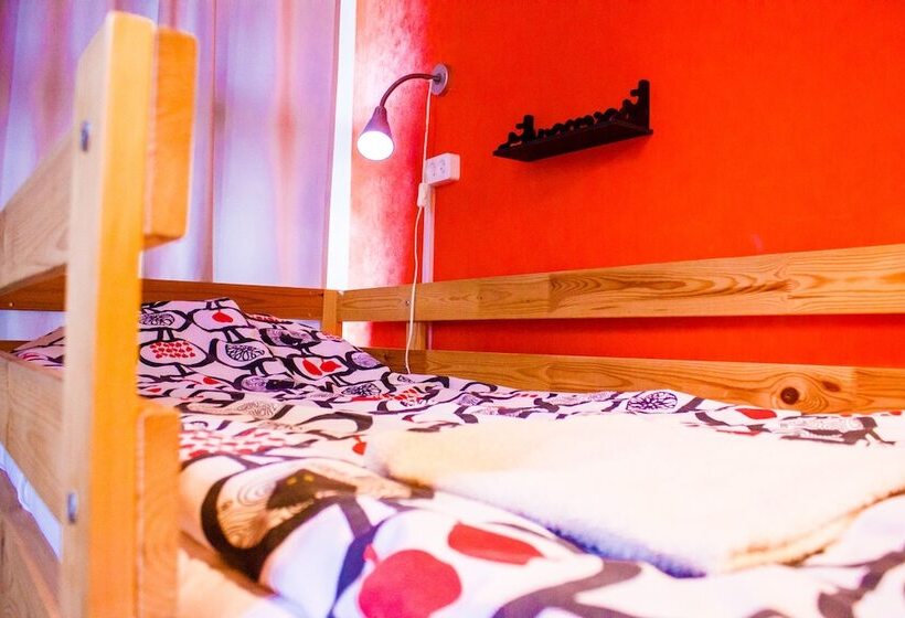 이코노미 트리플 룸, U Hostel