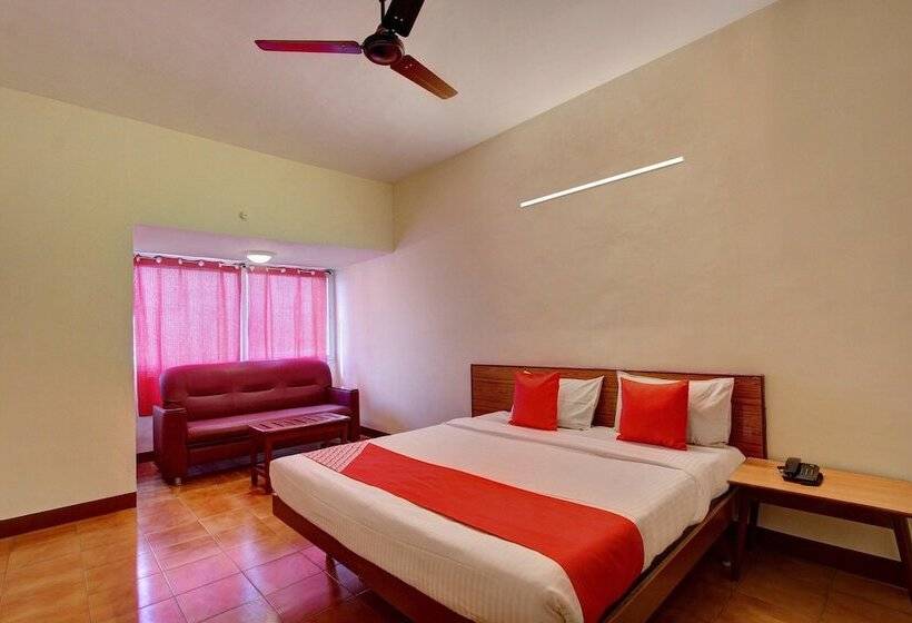 اتاق لوکس, Radhakrishna By Oyo Rooms