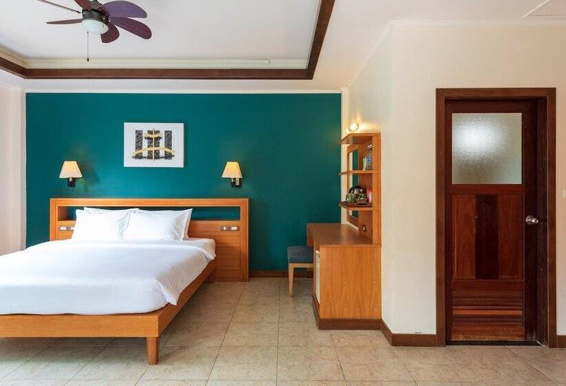 Вилла с 1 спальней и бассейном, Pinnacle Grand Jomtien Resort And Beach Club