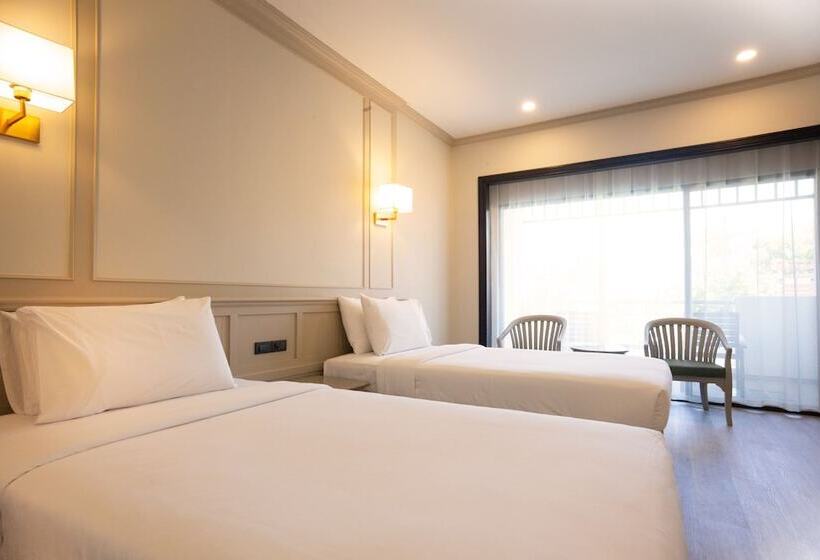 Номер Deluxe, Pinnacle Grand Jomtien Resort And Beach Club