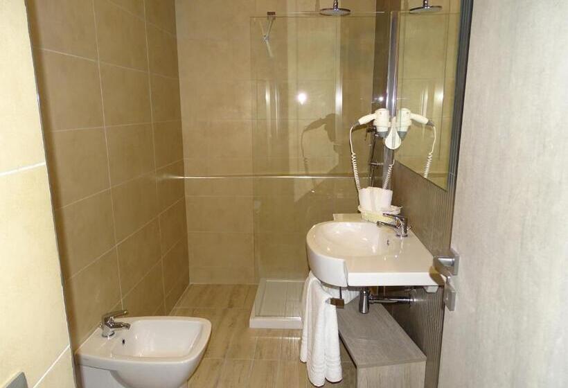 Четырехместный Номер Стандарт, B&b Carrabs