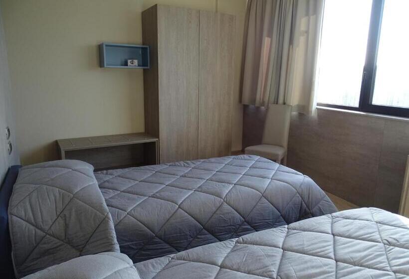 Номер Стандарт, B&b Carrabs