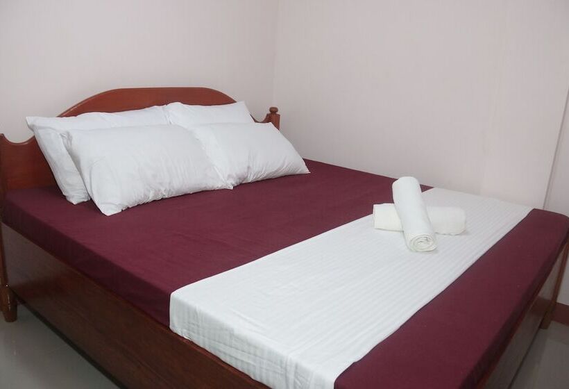 스탠다드 룸 공동 욕실, Palawan Island Inn
