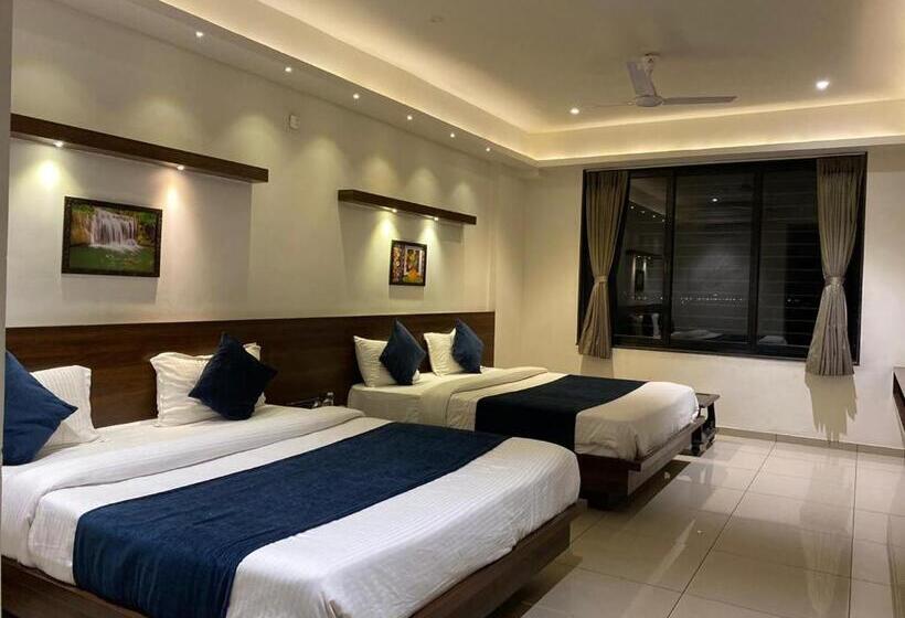 패밀리 룸 가든 전망, Sparsh Inn  Chandkheda