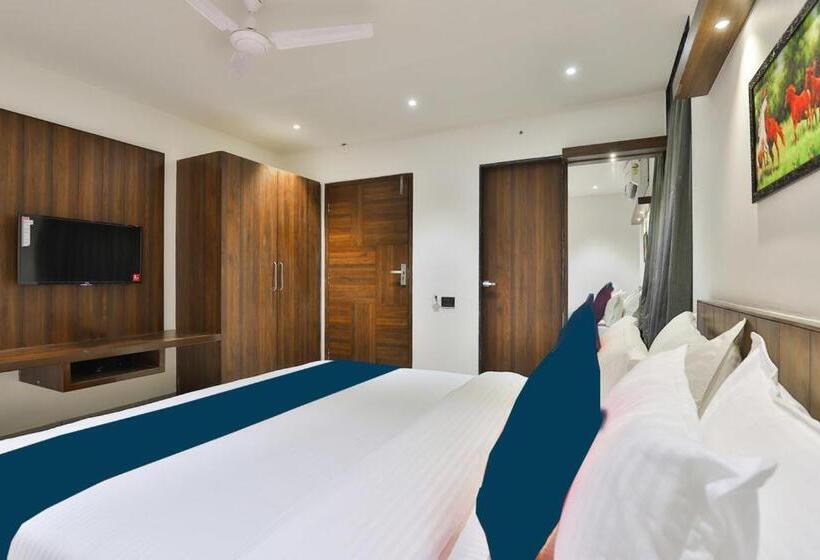 디럭스 룸, Sparsh Inn  Chandkheda