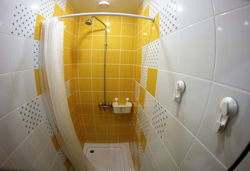 اتاق استاندارد, Hostely Rus    Ufa