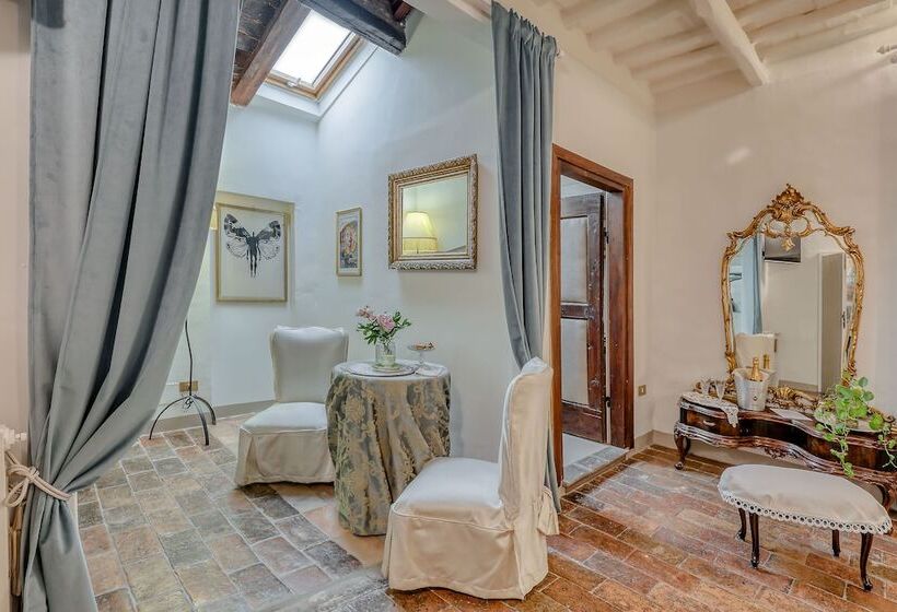 سوییت لوکس, B&b Dei Papi Boutique