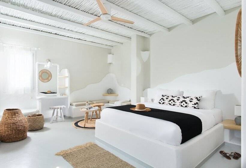 디럭스 스튜디오, Perla Suites   Delmar Collection