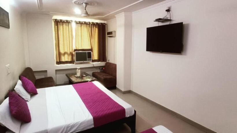 Номер Deluxe, Jigyasa By Mayda Hospitality Pvt. Ltd
