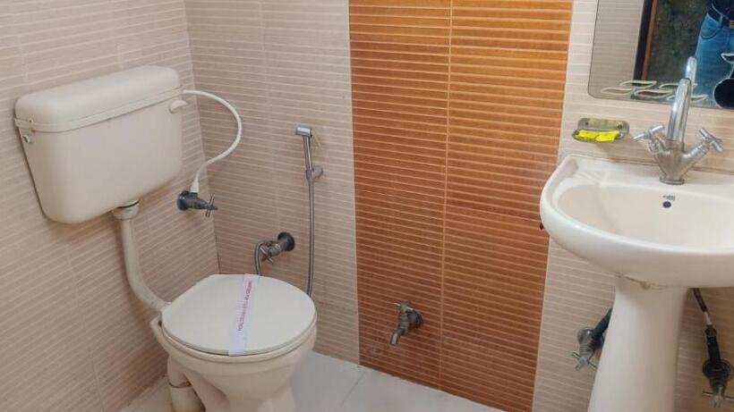 Трехместный Номер Классика, Jigyasa By Mayda Hospitality Pvt. Ltd