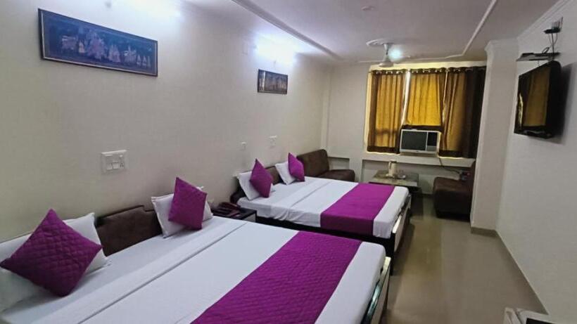 Четырехместный номер Премиум, Jigyasa By Mayda Hospitality Pvt. Ltd