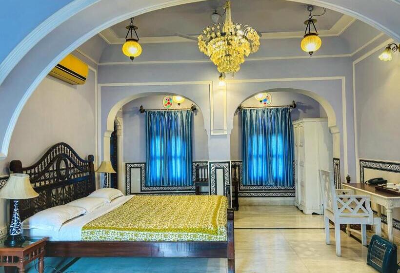 اتاق لوکس, Saba Haveli