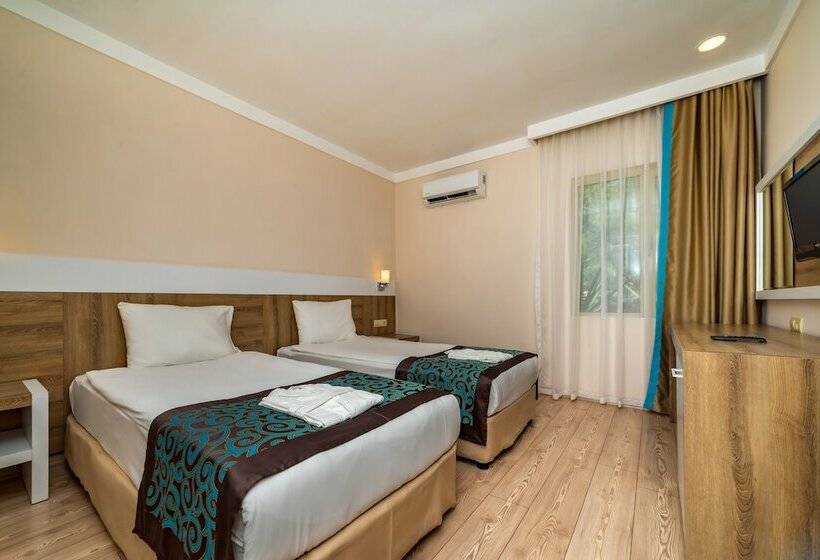 Номер Стандарт Трехместный, Gypsophila Club Marine
