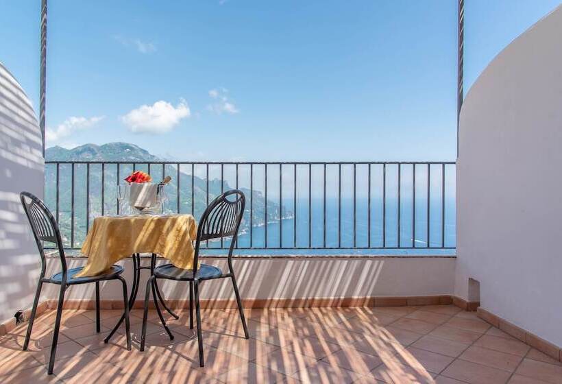 豪华海景房带阳台, Villa Amore