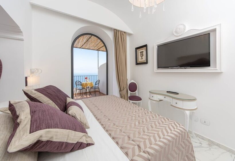 豪华海景房带阳台, Villa Amore