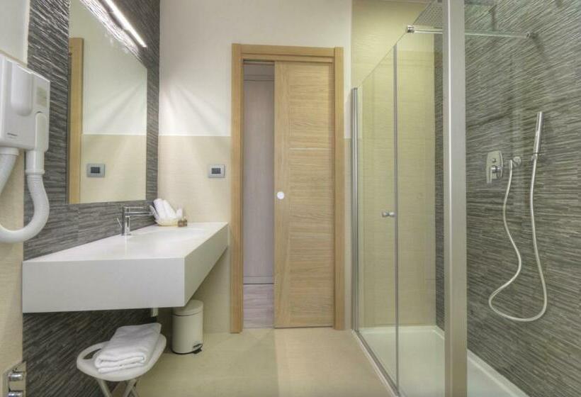 اتاق استاندارد, La Perla