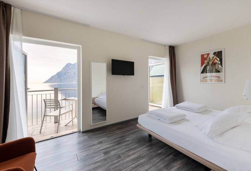 스탠다드 룸 호수 전망, Baia Azzurra   Lake Front