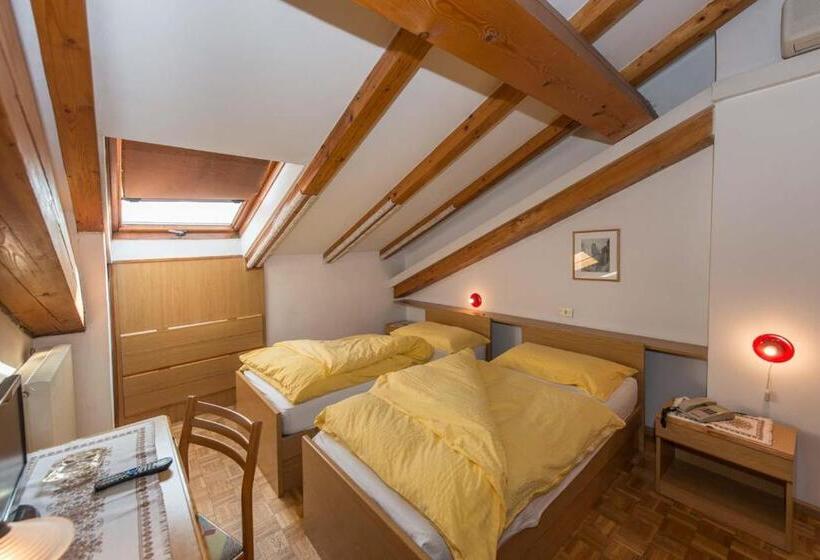 Номер Стандарт, Albergo Antica Rosa