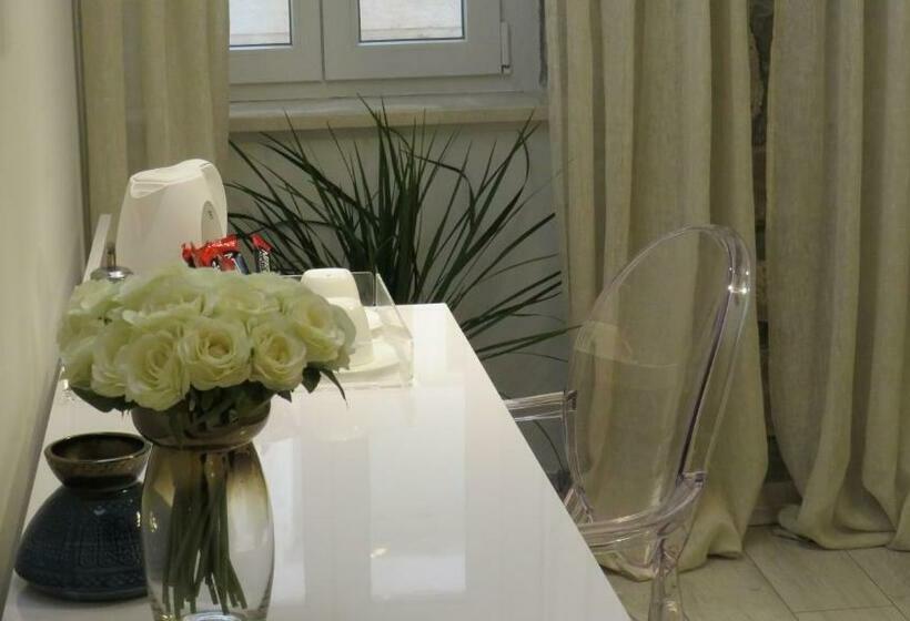 디럭스 룸, Apartments Giron