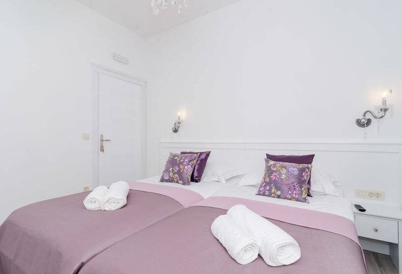 Апартаменты Комфорт 1 Спальня, Bed&breakfast Sorgo Palace