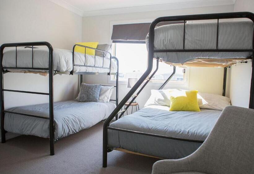 패밀리 룸, Skylodge Temora