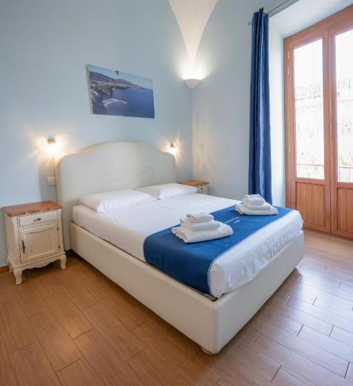 豪华房间, Sorrento Coast Relais