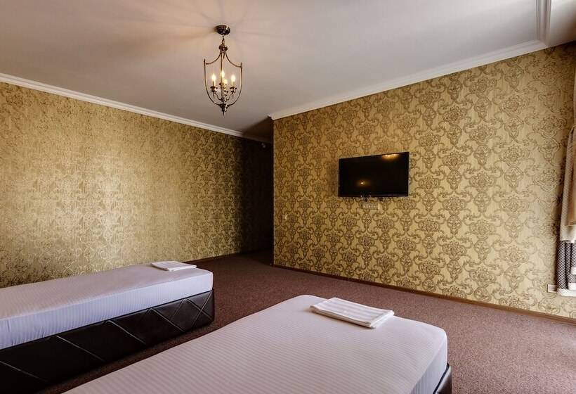 Люкс, Marton Boutique And Spa