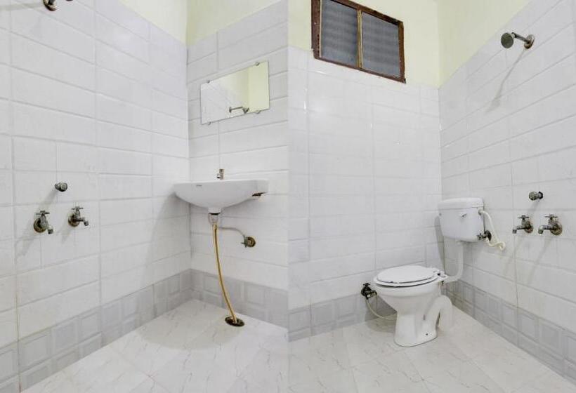 اتاق اکونومی, Itsy Hotels Royal Monarch