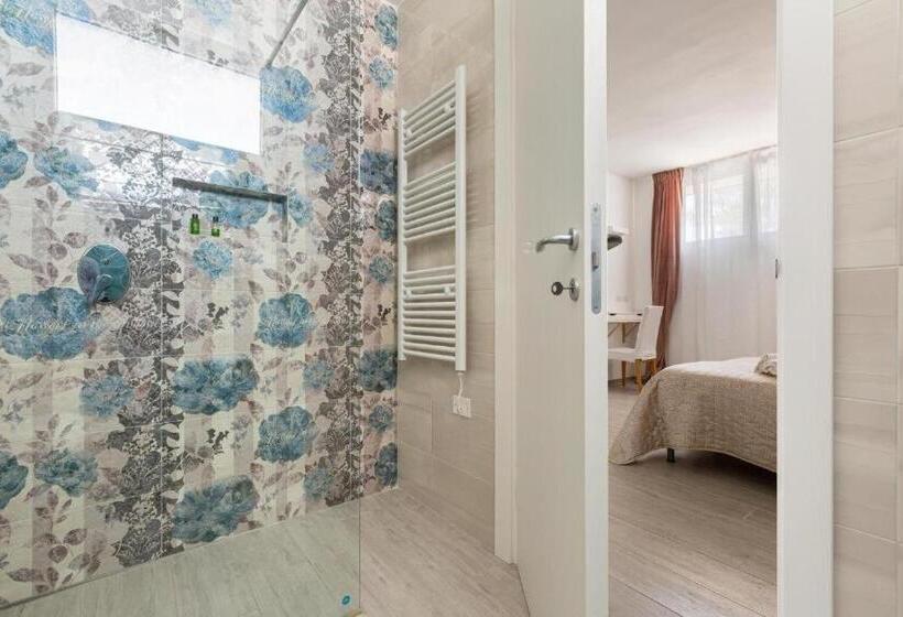 חדר סטנדרט לשלושה, Il Tulipano Verde B&b