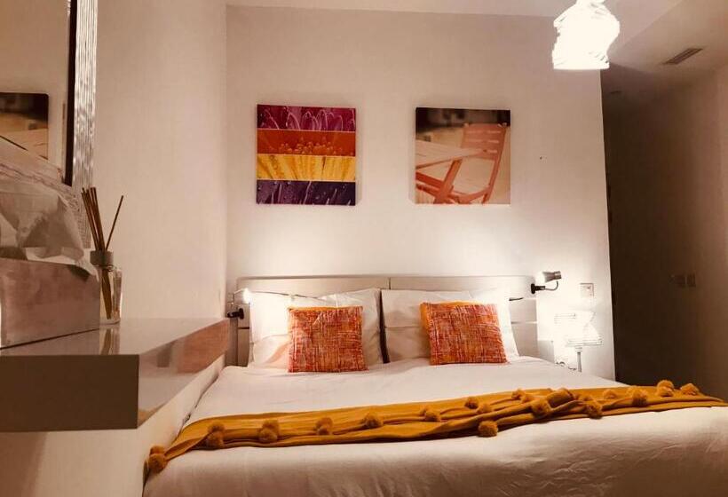 اتاق استاندارد با بالکن, La 88 Boutique