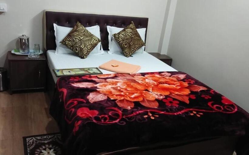 Номер Deluxe, Honix Residency