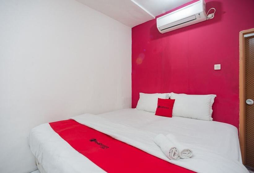 Номер Economy, Mega Stay Near Mall Kelapa Gading