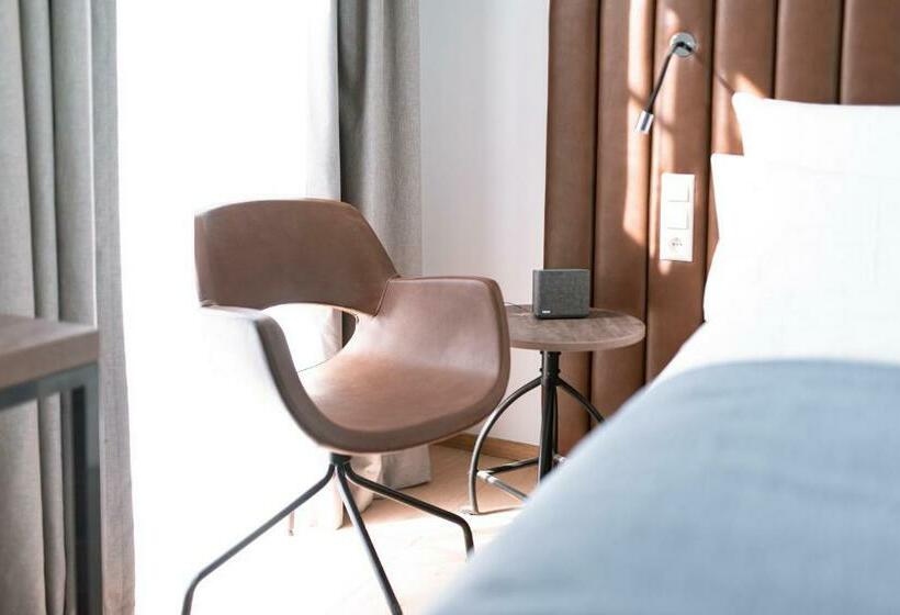 Номер Стандарт Индивидуальный с Балконом, Aiden By Best Western Biberach