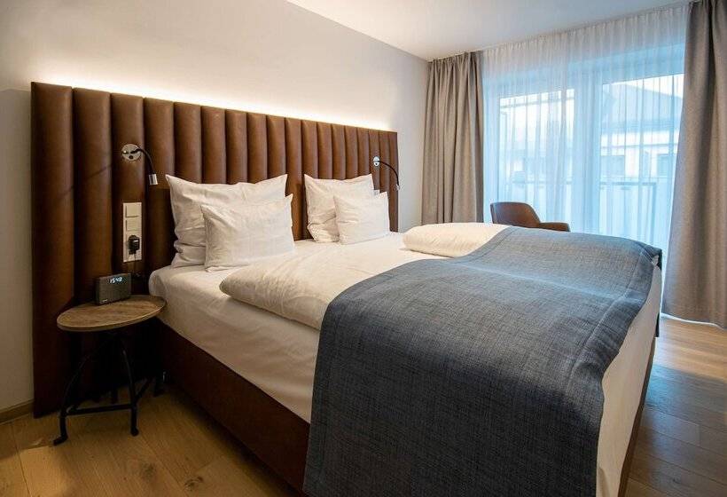 Номер Комфорт, Aiden By Best Western Biberach