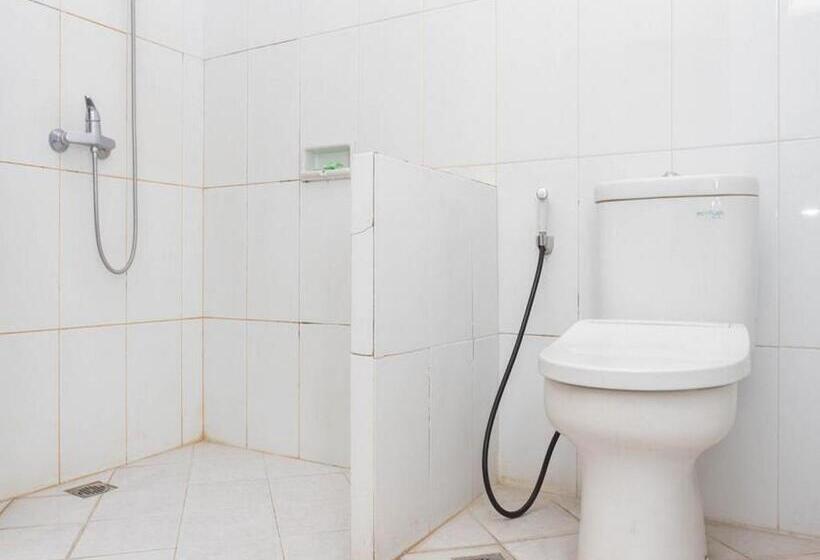 Номер Стандарт, Reddoorz Near Simpang Dago 2