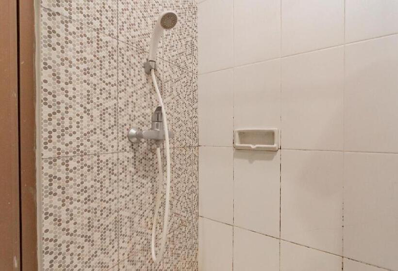 Номер Deluxe, Reddoorz Near Simpang Dago 2