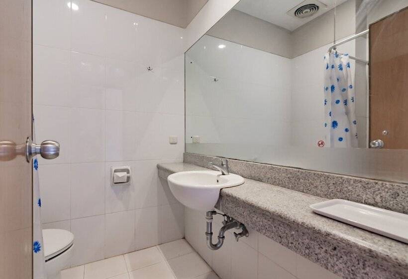 Номер Стандарт, Reddoorz Near Simpang Dago 2