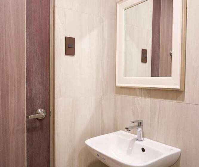 패밀리 룸, Griffin Hotel And Suites
